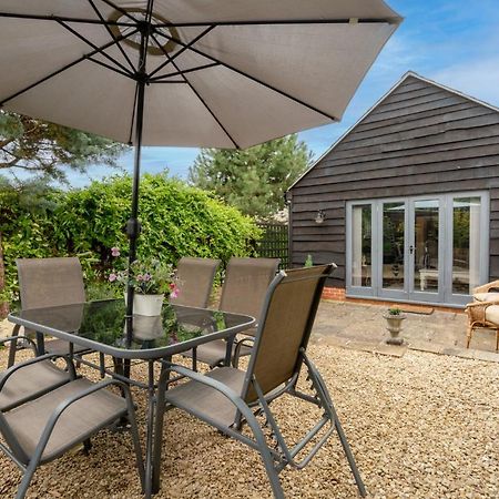 Buff Lodge Tackley Exterior foto